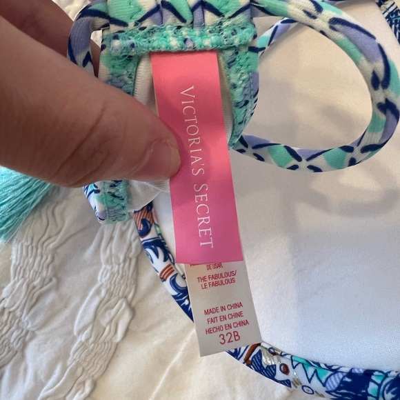 Victoria’s Secret Paisley Bikini Top 32B - Picture 6 of 8